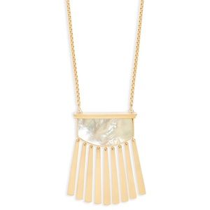 Kendra Scott Ellen Necklace in Ivory Pearl